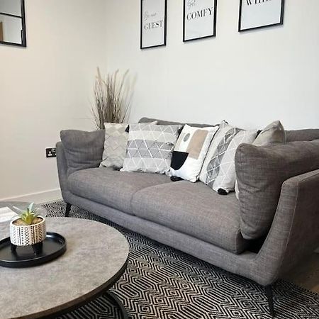 Prime Suite 2 Bedroom Apartment With Rooftop Terrace Manchester Exterior photo