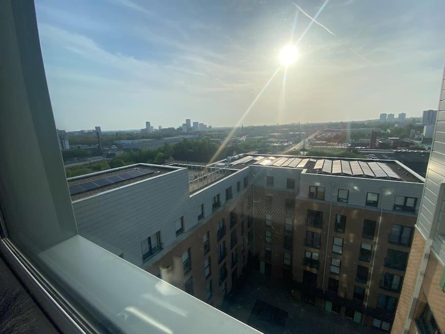 Prime Suite 2 Bedroom Apartment With Rooftop Terrace Manchester Exterior photo