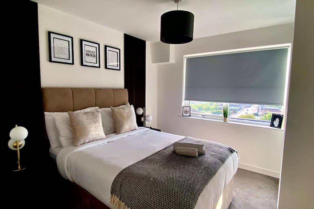 Prime Suite 2 Bedroom Apartment With Rooftop Terrace Manchester Exterior photo